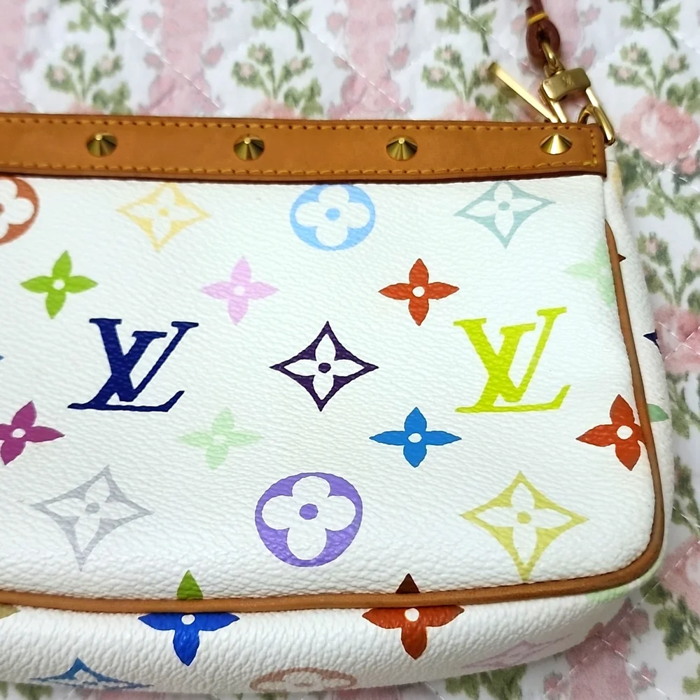 💎 Louis Vuitton White Takashi Murakami Multicolor Iconic Monogram Pochette Bag - Picture 12 of 17